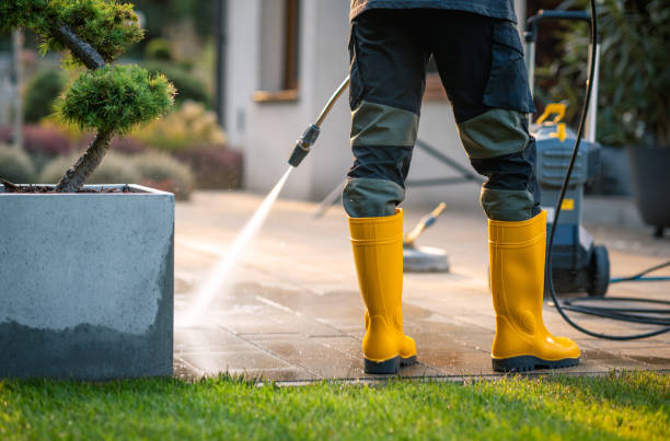 Why Choose Our Certified Pressure Washing Experts for Your Project Needs in King, NC?